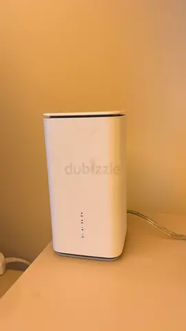 White Wi-Fi Router / Virgin Router - Good Condition