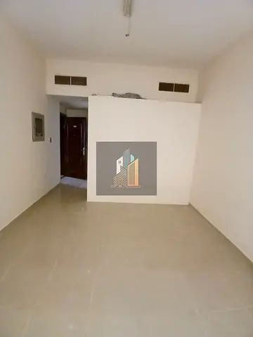 SEPARATE KITCHEN, NEAT AND CLEAN FAMILY BUILDING APPARTMENT NEAR NESTO