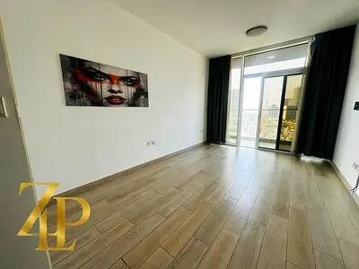 HIGH-FLOOR | SPACIOUS LAYOUT | CITY VIEW
