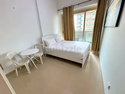 Private room for females | Dubai Marina | AED 4999