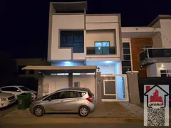 Villa for rent in Al-Yasmeen 5 master bedrooms, a majlis, a living area, and a kitchen 75,000, payab