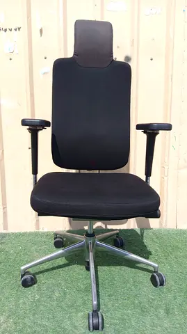 Vitra headline office chair