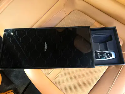 2024 Aston Martin DBX 缩略图 12