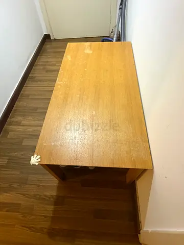 Free!!! Wooden table