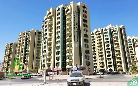 فرصة استثمارية مميزة في برج الراشدية