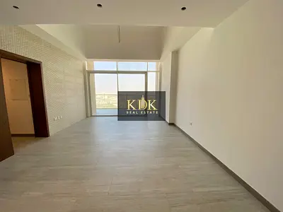 Spacious Size | Top floor | Skyline Views