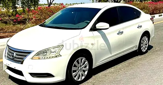 Well Maintained Nissan Sentra 2020 GCC Specs, back camera and leather seats - Reliable Daily Driver