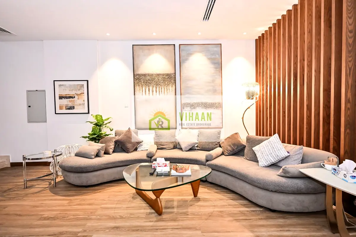4 BR VILLA | JVC | FURNISHED | READY TO MOVE