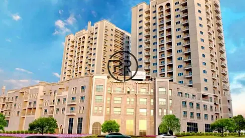 Motivated Seller / Hotel Furnishing / Near Metro Station