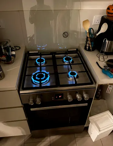 Bosch digital 4 Burner Gas Cooking Range size 60cm Exellent Condition