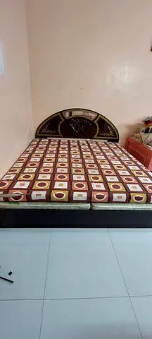 King size bed in good condition
