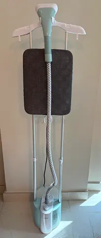 Standing Garment Steamer