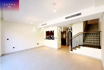 Single Row | BRAND NEW | RESORT-STYLE LIVING