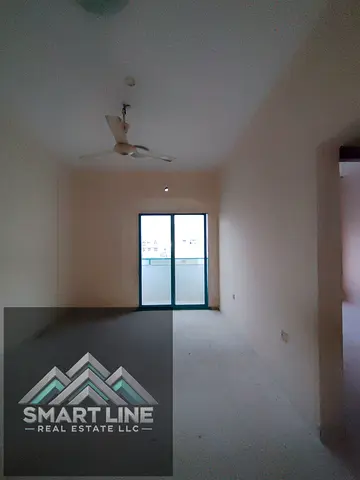 Big offer near to sachool 1bhk with balcony family building rent only 22k