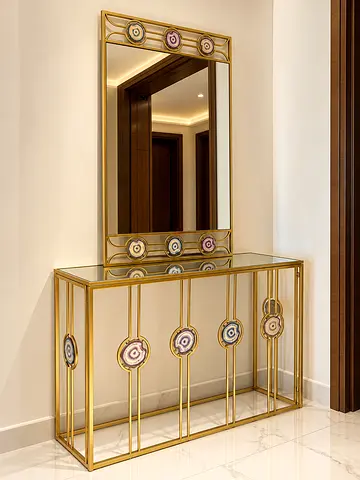 Mirror set and lump