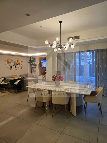 4bed /brand new/ready to move /huge size/corner