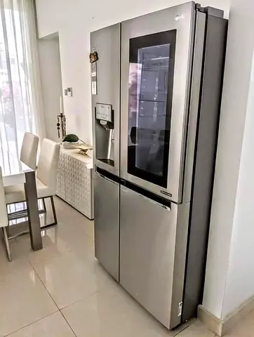 LG Stainless Steel French Door Refrigerator with InstaView - 4 Door, Good Condition