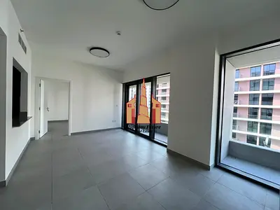 SEMI CLOSE KITCHEN || MAINTAINCE FREE ONE YEAR ||