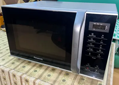 Panasonic Microwave - 25L, Digital Panel, Good Working Condition.
