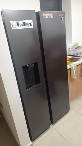 Samsung refrigerator side by side with water dispenser for sell