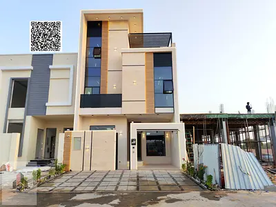 Distinctive townhouse for sale near Al-Safeer Market; registration fees included.