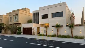 Al Rawda 1 – Ajman ~ Private pool ~ Prime location next to the mosque ~ 5 bedrooms ~ High-end fini