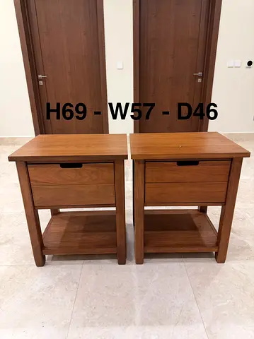 Pottery Barn Warm Walnut Nightstands / Side Tables