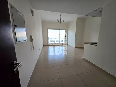 Stadium View | Studio | Unfurnished Apartment