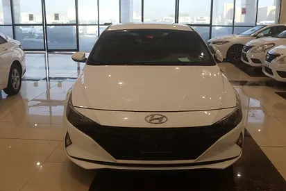 Hyundai Elantra 2023 Smart GCC Specs هونداي النترا 2023 خليجي بحالة ممتازة