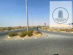 Industrial land on a main road, owned by a citizen.