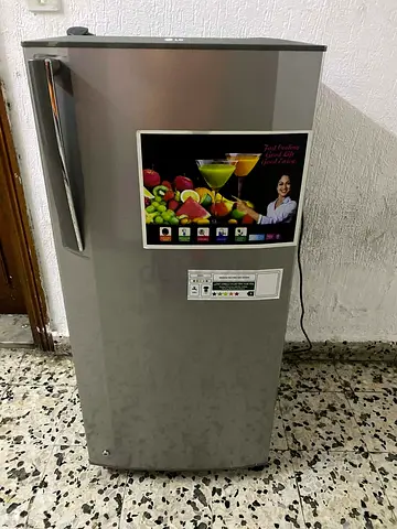 Fridge for sale in Ajman 350/ Verona Roundabout