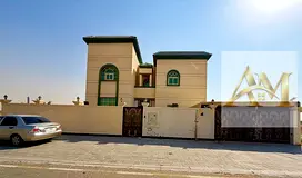 Luxurious independent 5-Master BR With Sparet Majlis & Hall + dining Room Ready To Villa