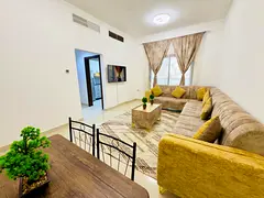 Including bills / strategic location / large area / on the Sharjah exit