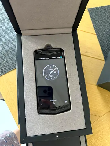 Vertu phone