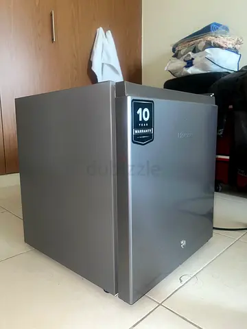 Hisense mini fridge. Compact single-door chest freezer silver, great condition not been used much.