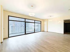 SPACIOUS LAYOUT | LAUNDRY AREA | CHILLER FREE
