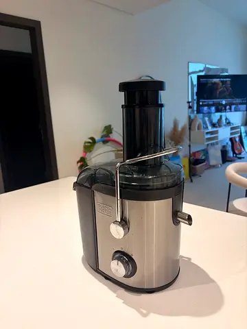 BLACK+DECKER 800W Juicer – Stainless Steel, Silver/Black