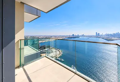 Sea & Skyline View | Vacant | Waterfront Living