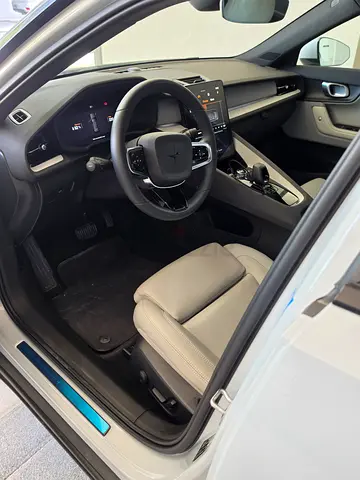 2023 Polestar 2 Long Range Dual Motor GCC Warranty 1.2.2027
