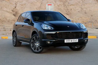 2016 Porsche Cayenne S, GCC Specs, Single Owner, Under Agency Warranty Till 2027