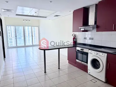 UNFURNISHED 1BR | VACANT | CLOSE TO METRO