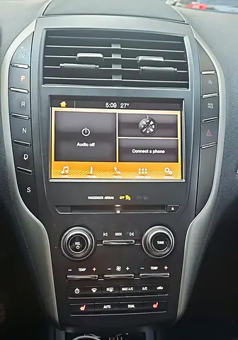 صورة 8 لـ 2019 Lincoln MKC