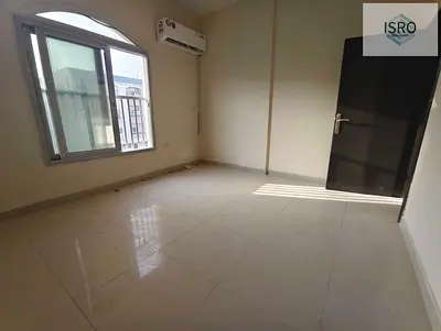 CLOSE TO SAFARI MALL READY TO MOVE ONE BED