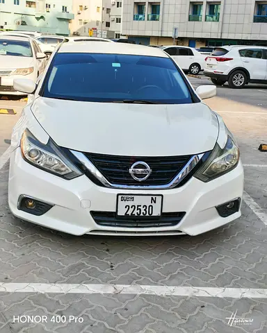 2017 Nissan Altima SE American Specs