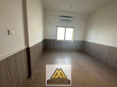 Looking for a practical and conveniently located apartment in Ajman? This one-bedroom apartment in Al Rawda 2 is situated directly opposite Kanz Mall