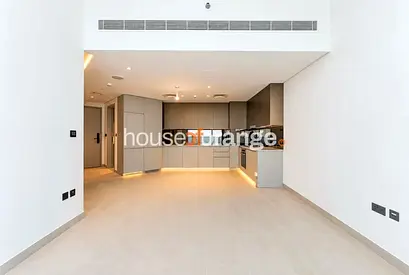 High floor | Modern 1BR | Business Bay | Regalia