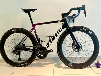 Factor O2 (OSTROS) 2024 full carbon Road Bike Shimano ultegra-12*2 speed -di2 - disc brake