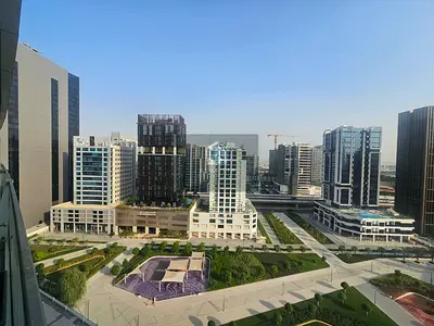 Fully Upgraded | Furnished Unit| Vacant Now