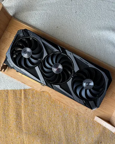 ROG Strix RTX 3070 Ti in pristine condition