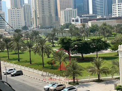 شقة واسعة من 3 غرف وصالة للإيجار | بلكونة | دفعات مرنة